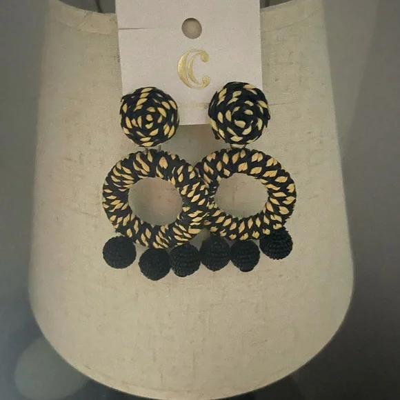 Earrings - Picture 3 of 3